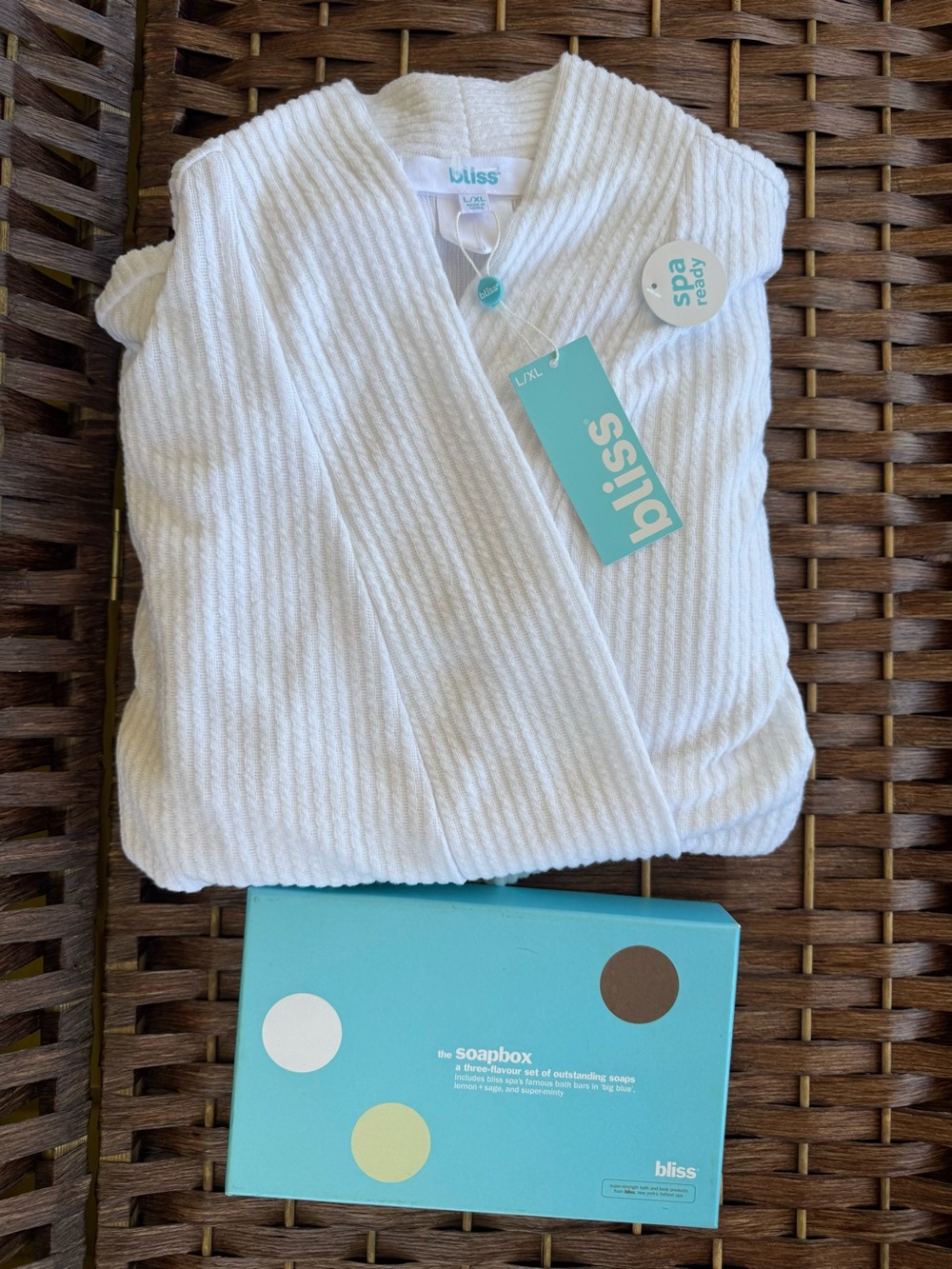 Bliss White Waffle Weave kimono-style Spa Robe with Tie Waist & Soap